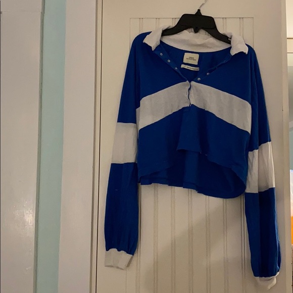 Urban Outfitters Tops - Cropped polo!